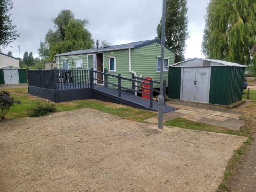 Great Houghton Complejo | Static 6 Bed Caravan at Billing Aquadrome