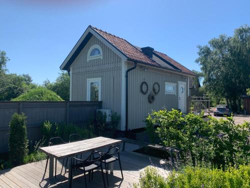 Varberg Casa | Station Bed and Kitchen Guesthouse
