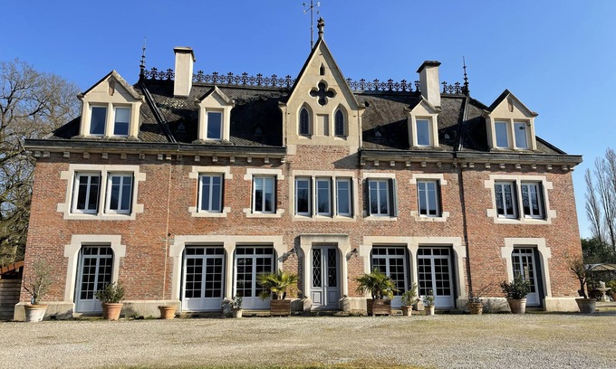 Mervans Otro | Stay at Château de Glairans: Pool and Park