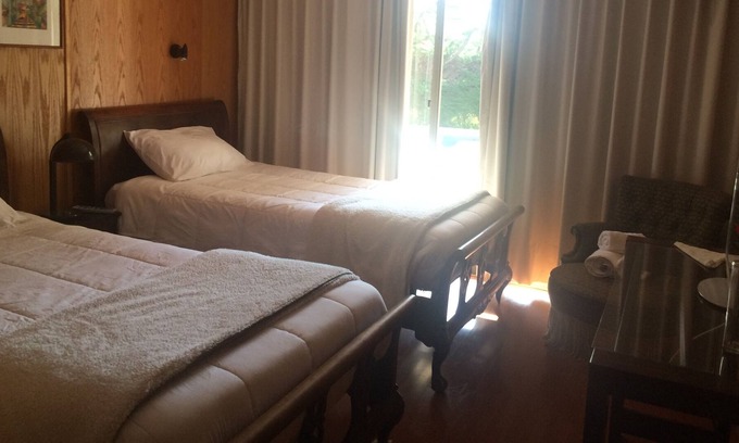 Santo Domingo Cama Y Desayuno | Stay at confortable Scandinavia Hotel B&b