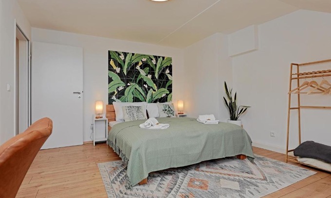 Sudostviertel Apartamento | Stay&Dream - 75m² - Two Bedrooms - Kitchen - Netflix