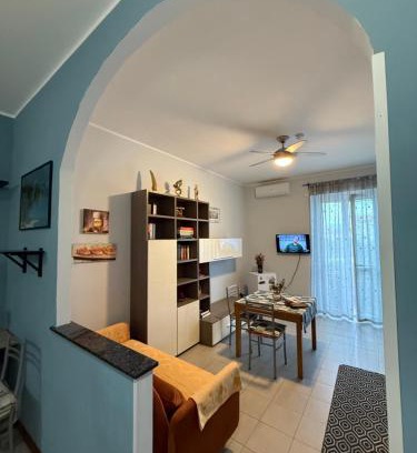 Aurora Apartamento | Stay Easy - Centro storico a Piedi e Parcheggio gratuito