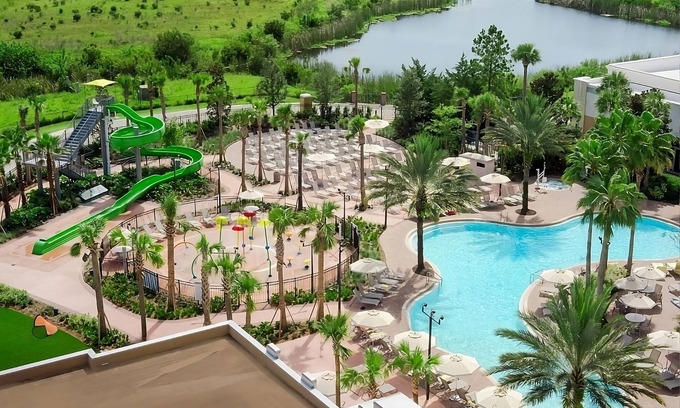 Florida Central Atlantic Coast Hotel | Stay in Heaty of Orlando! 2 Relaxing Units, Full Kitchen, Outdoor Pool!