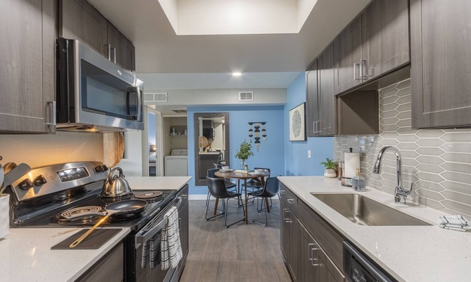 Paradise Valley Village Apartamento | Stay in Paradise Valley! Park, Walk & Shop & Golf-C257