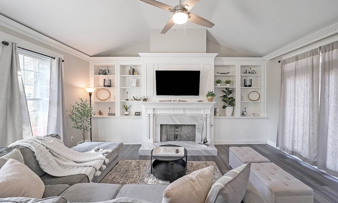 Stone Mountain Casa | Stay in Style: Beautifully Designed Home with Private Pool, Grill & Ample Space for Families!