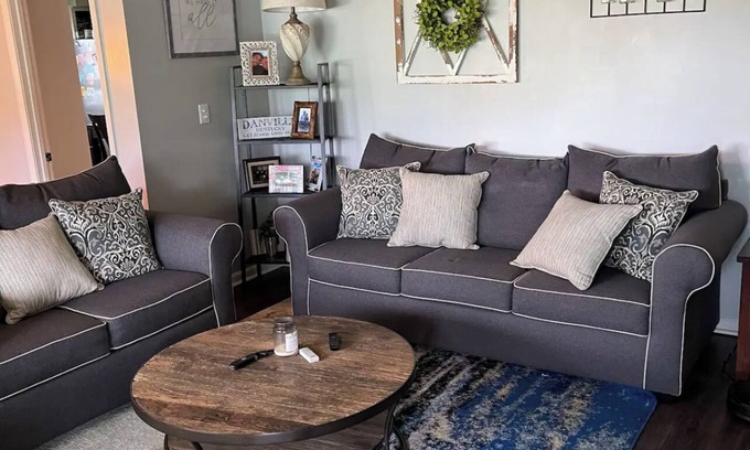 Danville Casa | Stay in the heart of Danville 2