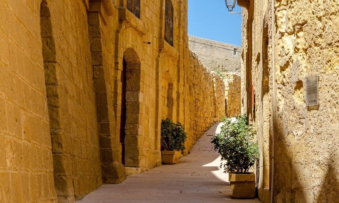 Victoria Casa | Stay inside the walls of Gozo Cittadella fortress