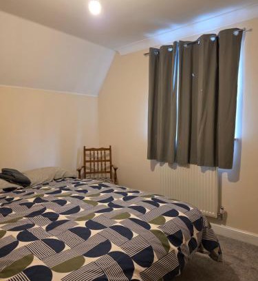 Colchester Casa | Stay Near Colchester twn centre5