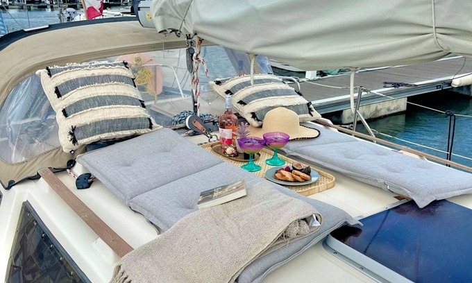 Parque das Nacoes Alquiler De Eote | Stay On - Sailboat
