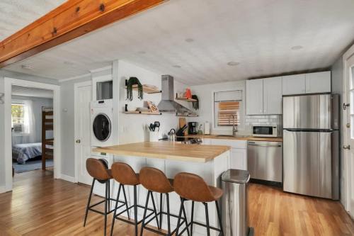 Bass River Casa | Stay On The Cape Vacation Rentals: Perfect Spot In Yarmouth Book Now & Relax