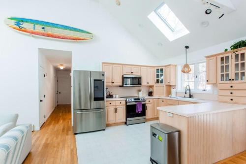 Harwich Casa | Stay On The Cape Vacation Rentals: Modern Family Retreat In Harwich