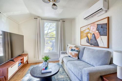 Uptown Casa | Stay Portland - Portland Oasis - Stylish 4br Home in Nob Hill