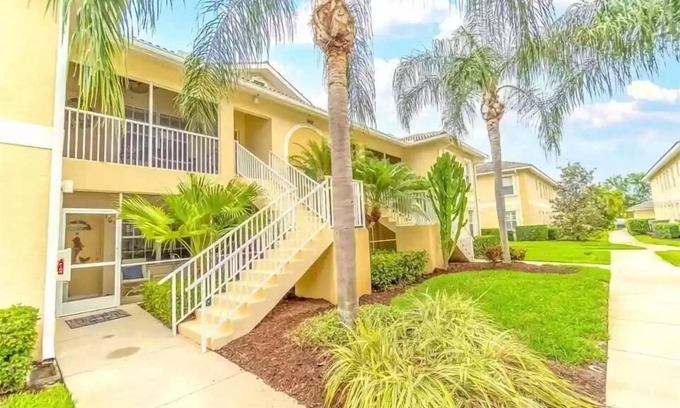 Venice Condominio | "STAY SALTY" Tastefully furnished, clean 2 bedrooms condo, Venice FL. Location!
