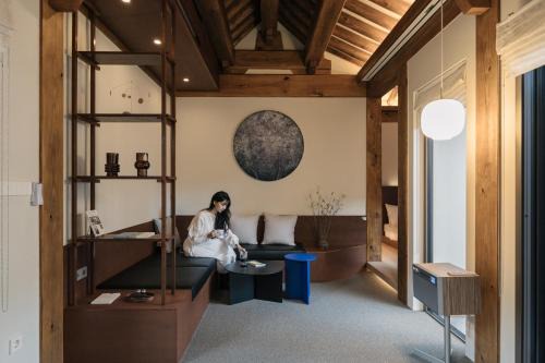 Seochon Casa | Stay Seochonbyuldang