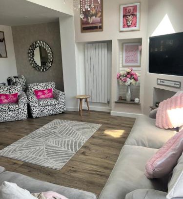 Solihull Apartamento | Stay Solihull Large spacious home in Solihull close to NEC HS2 Bham Airport