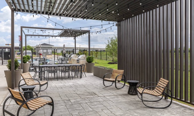 South Arlington Hotel | Staybridge Suites Dallas Grand Prairie by IHG