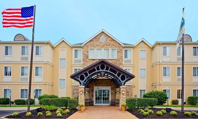 Cranbury Hotel | Staybridge Suites Cranbury - South Brunswick, an IHG Hotel