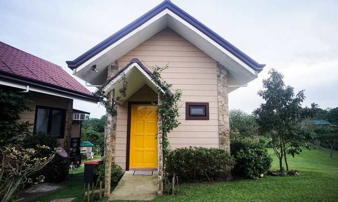 Calamba Cabina | Staycation in Calamba City Laguna