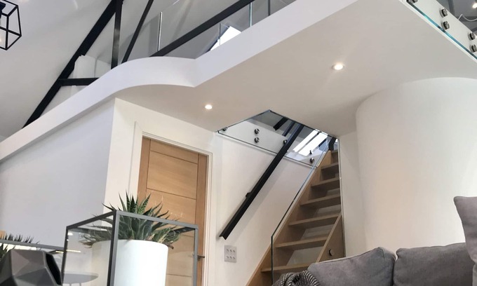 St Albans Apartamento | Nueva York Loft Style Urbanización cerrada LUX St Albans - Estacionamiento fuera de la calle