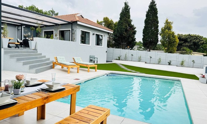 Germiston Apartamento | Vacaciones en casa con energía de respaldo