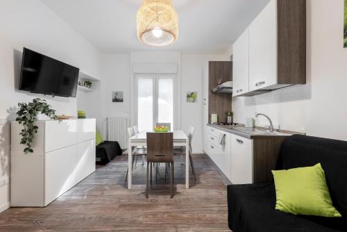 Varesine Apartamento | StayEasy Filzi11 - 3 Bedrooms, 2 baths - Central Station