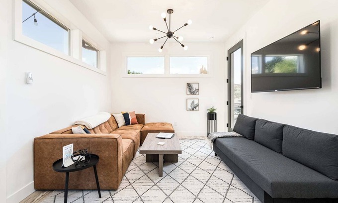 Boise Apartamento | #StayinMyDistrict NEBoise HOTTUB