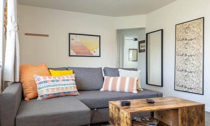 College Place Casa | #StayinMyDistrict Walla Walla Wine Country Getaway