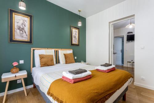 Les Puces de Saint-Ouen Apartamento | StayLib - APPARTEMENT 2 PIECES AUX PORTES DE PARIS