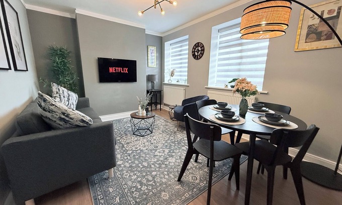 Friern Barnet Apartamento | StayLondon for 4 Guests with Free Parking - Tourist, Contractors & Arsenal Match