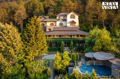 Dharampur Villa | StayVista at Sylvana Villas with Lawn, BBQ and Jacuzzi