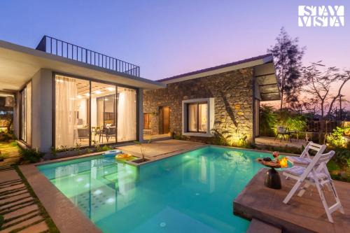 Lonavala Villa | StayVista's Cobblestone Cottage - Villa with Pool View & Indoor-Outdoor Activities