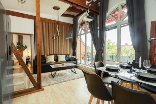 Tempelhof Apartamento | Staywell am Tempelhofer Hafen - Suite mit Terrasse