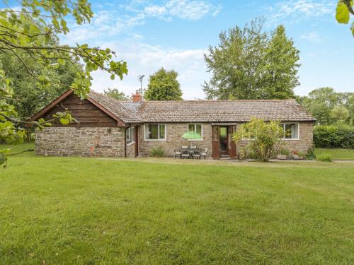 Kington Casa | Steep Holm