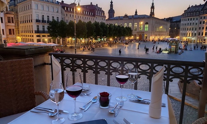 Innere Altstadt Hotel | Steigenberger Hotel de Saxe