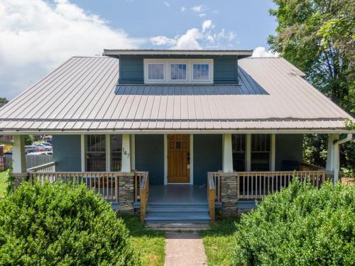 Blowing Rock Casa | Stella Maris