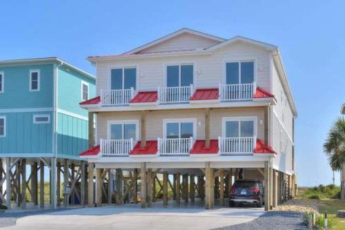Oak Island Casa | Stella Maris