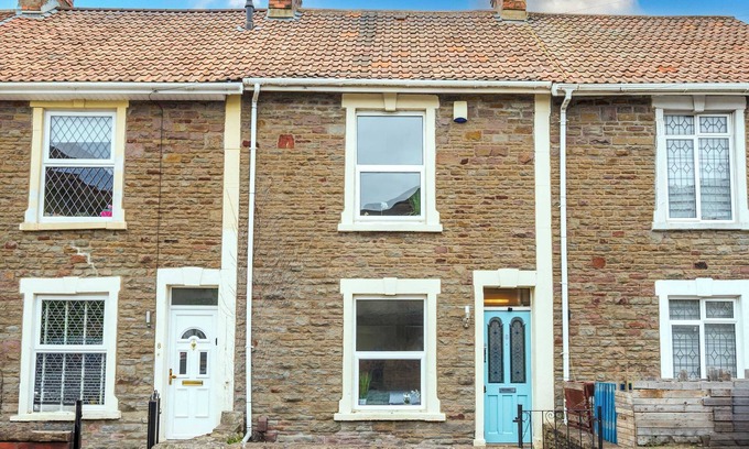 Staple Hill Casa | Stella's Cottage by StayStaycations