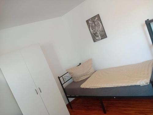 Crimmitschau Apartamento | Stellas Monteurwohnungen
