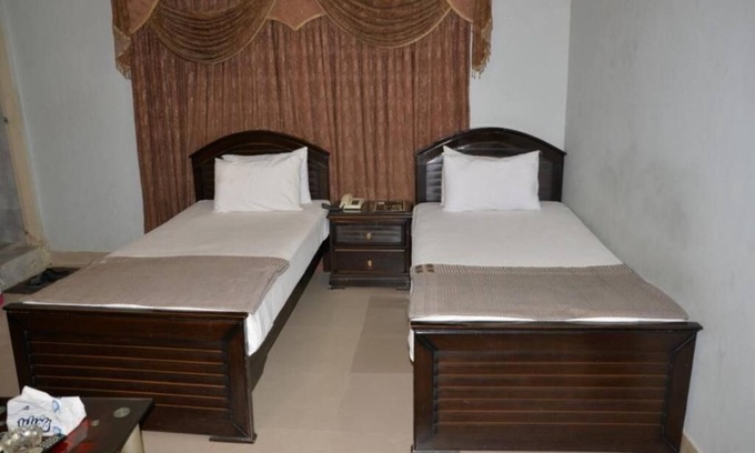 Sukkur Casa | Step inn Guest House Sukkur