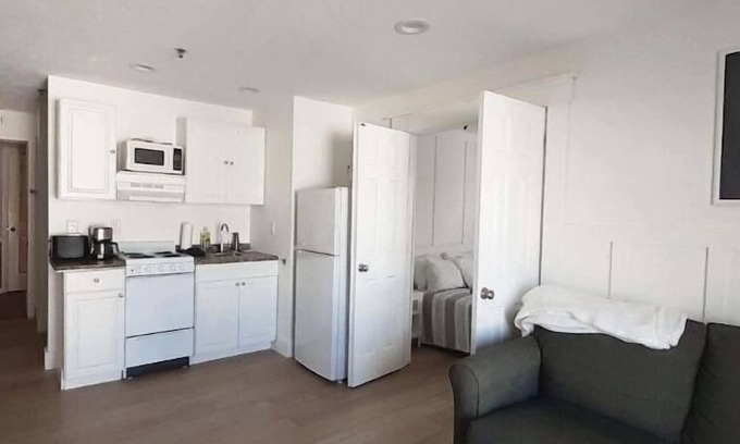 Wells Beach Condominio | Steps from Wells Beach, Bellevue by the Sea is perfect for your Maine vacation