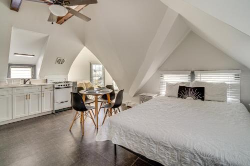 North End Apartamento | Steps to Beach Couples Retreat in Ocean City!
