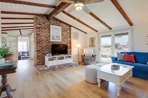Hyannis Casa | Steps to Beaches and Main Street Hyannis Retreat