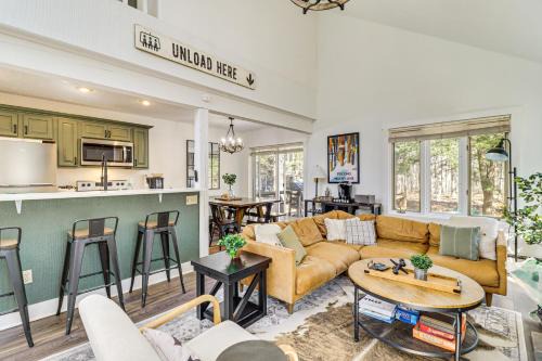 White Haven Casa | Steps to Jack Frost Ski Resort Townhome with Decks