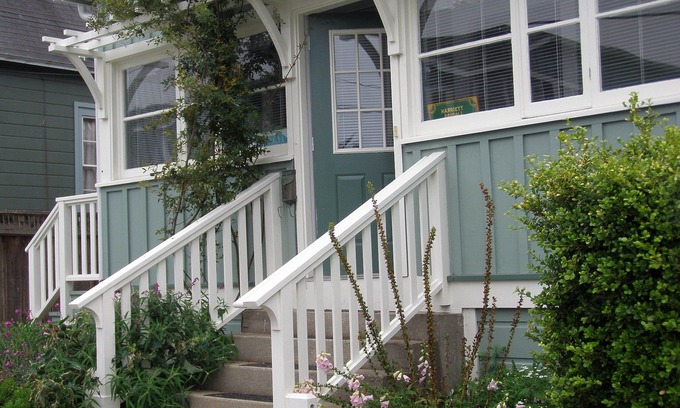 Pacific Grove Cabaña | Lovers Point Beach House en la playa y el campo de golf municipal, licencia # 0020