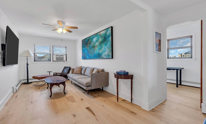 Point Pleasant Beach Condominio | STEPS TO THE BEACH & BOARDWALK, WELCOME TO 3 NIBLICK STREET!