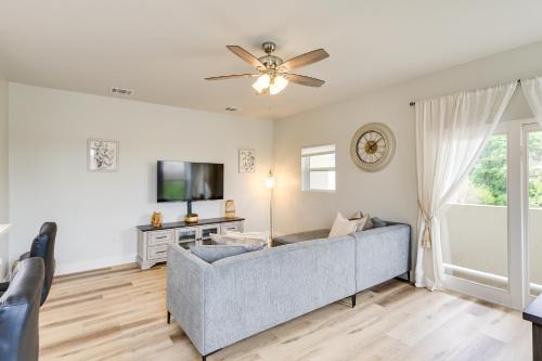 Fort Worth Apartamento | Steps to TCU Campus Modern Fort Worth Apt
