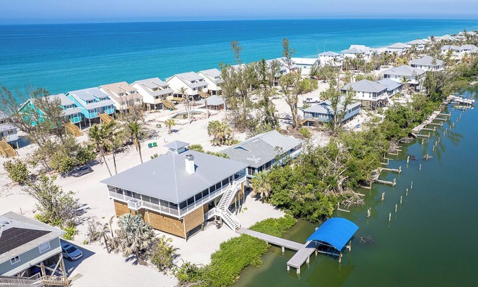 Cape Haze Casa | Steps to the Beach! 3/2 on South Gulf