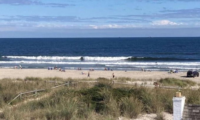 Beach Haven Casa | Steps to the beach, beautiful views, gourmet kitchen, sleeps 14, pool, elevator.