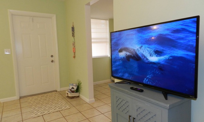 Vero Beach Apartamento | Pasos a la playa, barrio encantador.