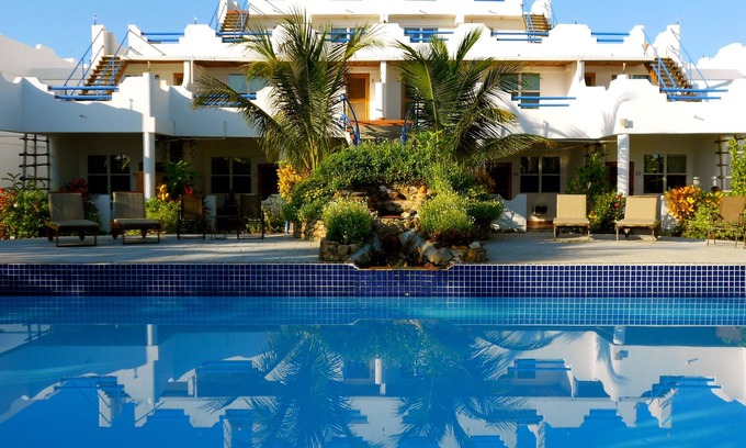 Río Sittee Villa | Pasos para el Océano - Villa de 3 dormitorios con vista al mar ya la montaña